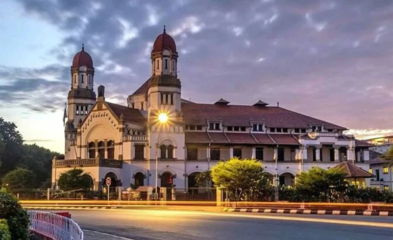 5 Destinasi Wisata Paling Populer di Semarang