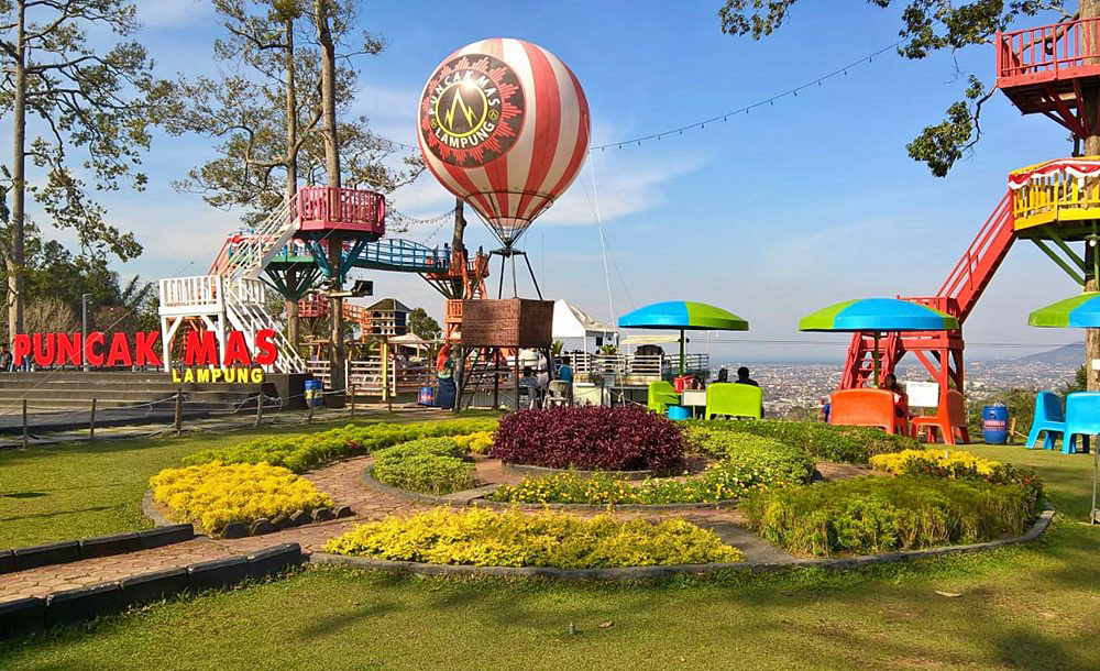 5 Destinasi Wisata Yang  Paling Populer di Bandar Lampung